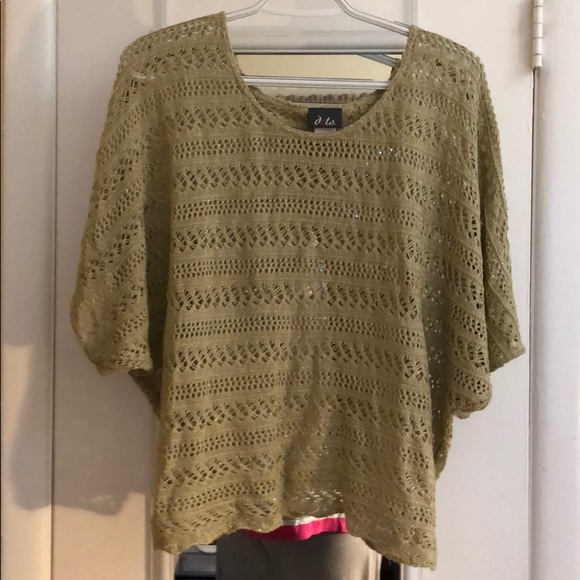 Really cute gold Knit sweater - Picture 1 of 4